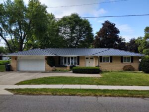 Metal Roof after Gean Roofing repairs and installation